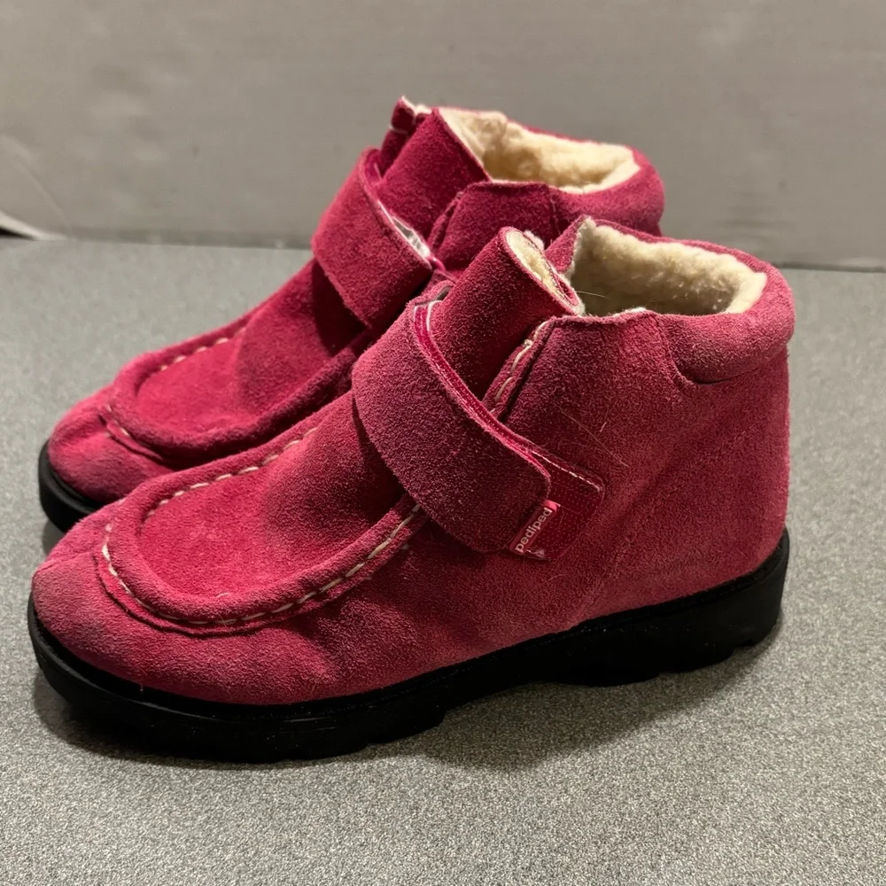 Pediped Jackie Fuchsia girl's‎ boots. SZ 2.5/3 Fleece lined Velcro closure